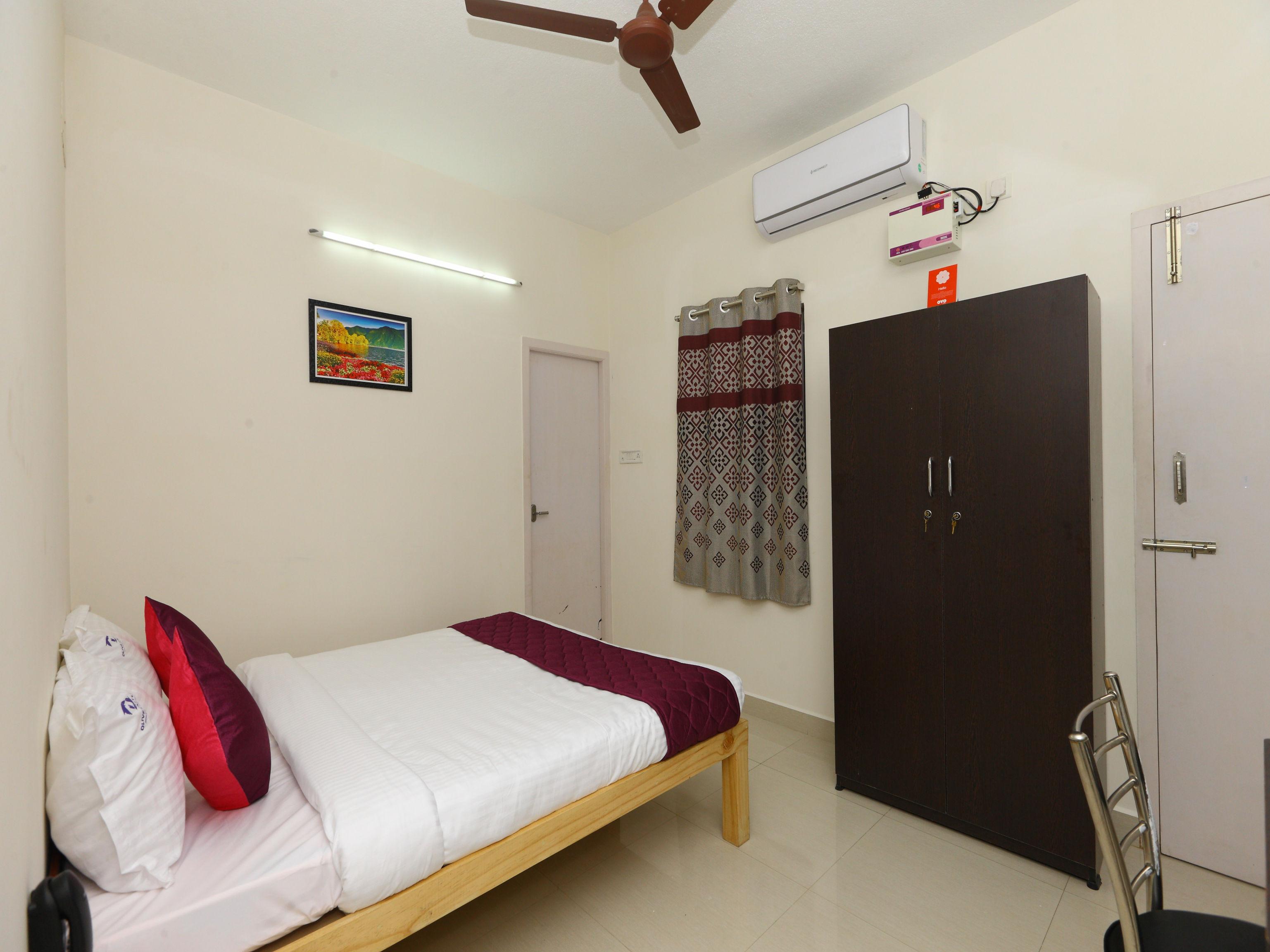 Oyo 9260 Olive Castles Inn Chennai Exterior photo