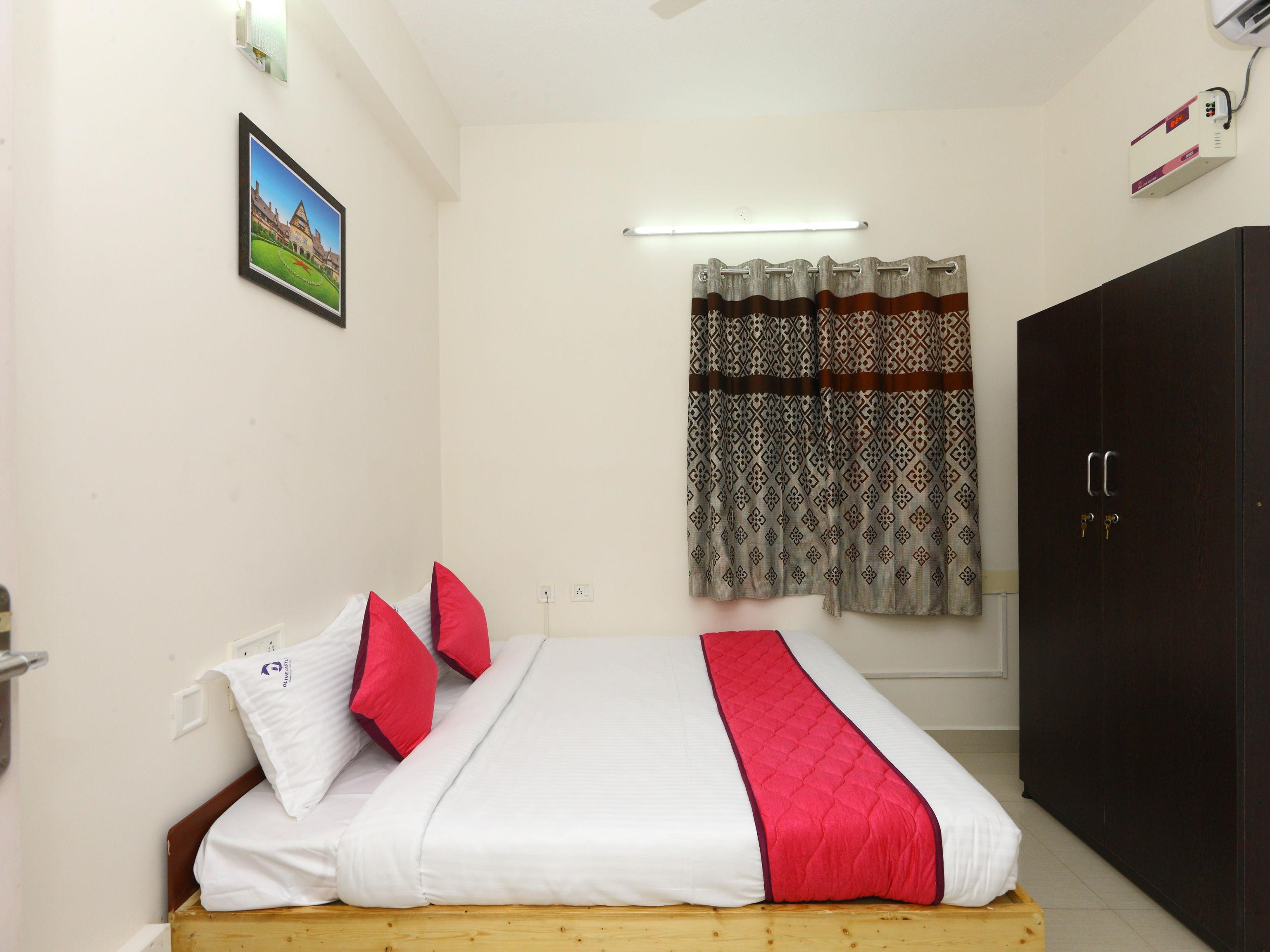 Oyo 9260 Olive Castles Inn Chennai Exterior photo